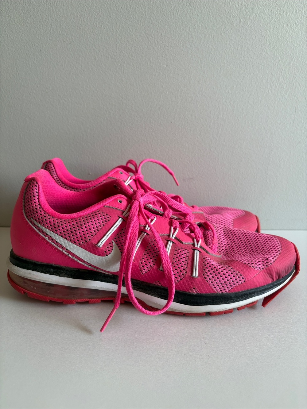 Nike Air Max Dynasty Running Shoes Hyper Pink White Women’s Size 9